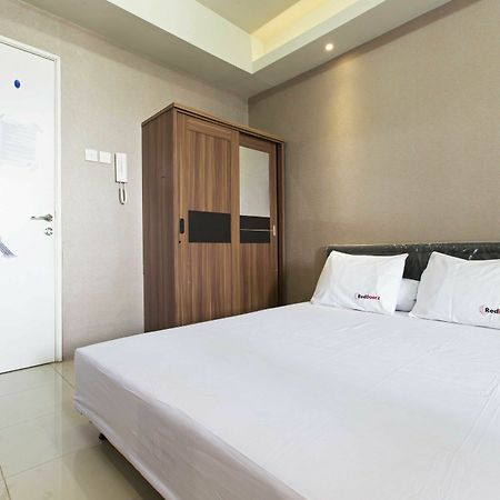 ג'קרטה Reddoorz Apartment @ Pegangsaan Kelapa Gading מראה חיצוני תמונה